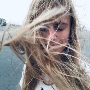 Meet your Posher, Egle